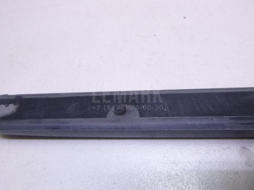 Молдинг задней левой двери для  BMW 1-serie E82/E88 2007-2013