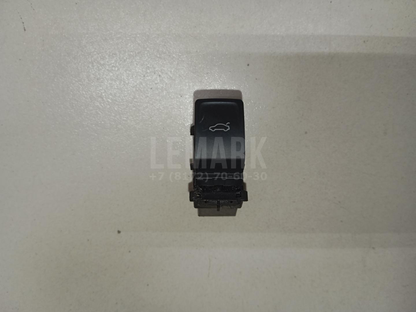 Кнопка открывания багажника 3G0959831WHS VAG