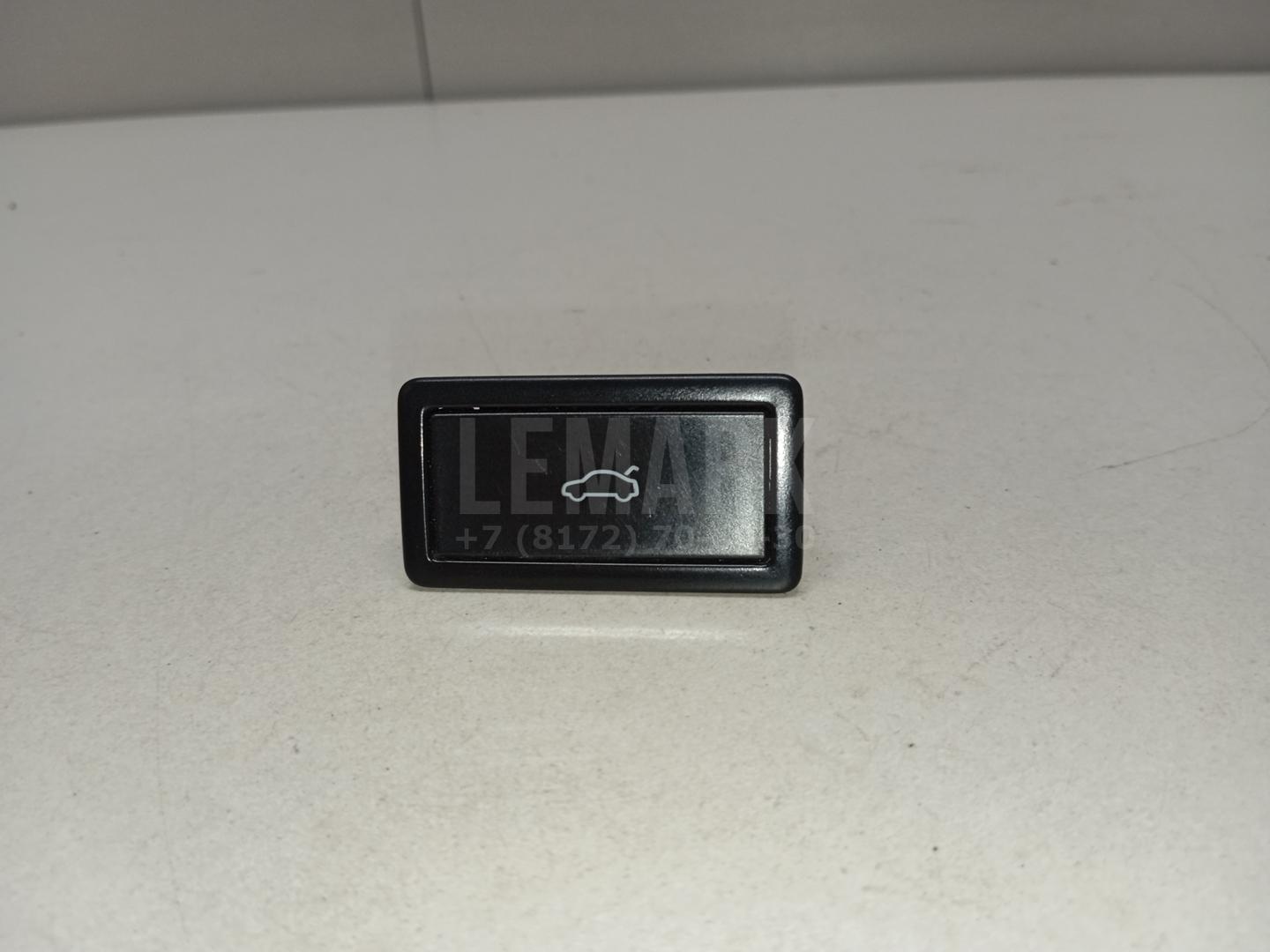 Кнопка закрывания багажника 3G0959831BWHS VAG