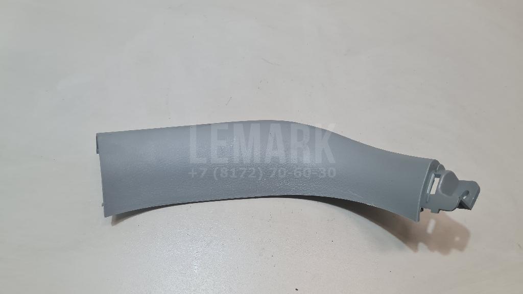 Обшивка двери багажника 817402P500H9 Hyundai-Kia
