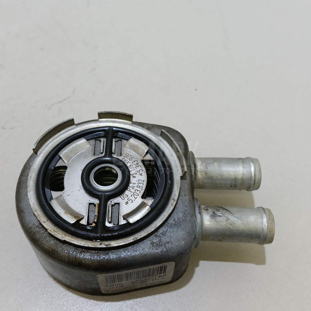 Радиатор масляный LR025515 Land Rover