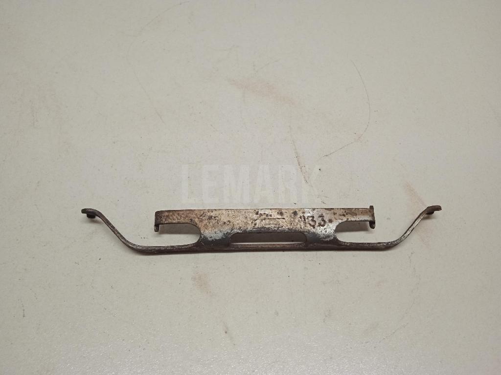 Пружина возвратная тормозных колодок A0004218291 Mercedes Benz