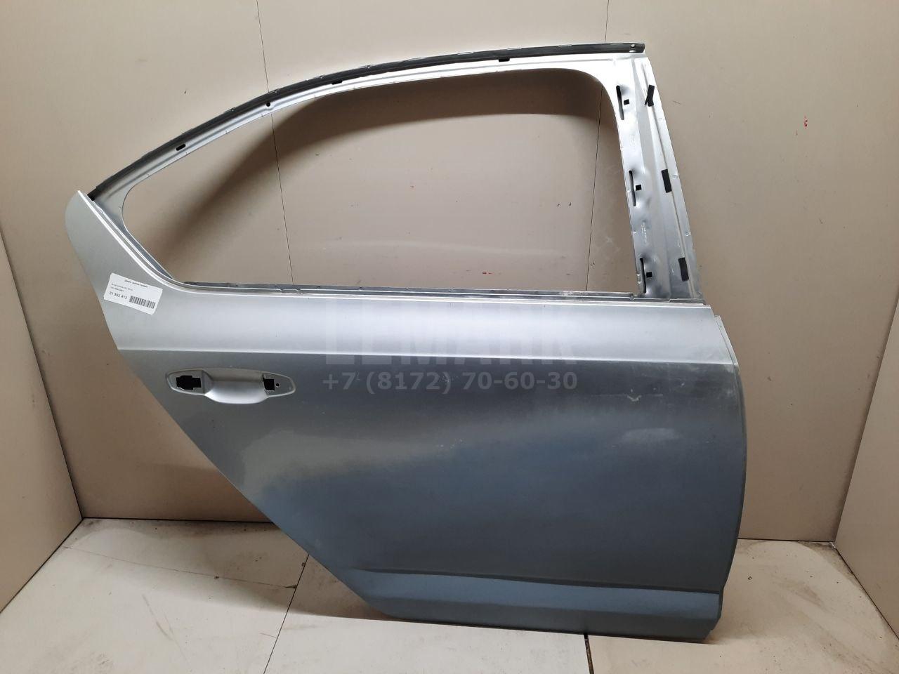 Дверь задняя правая 5E5833052 VAG