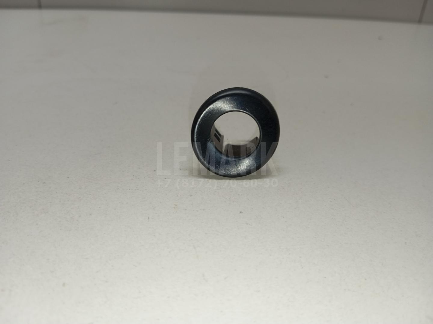 Кронштейн датчика парковки 5N0919491E VAG