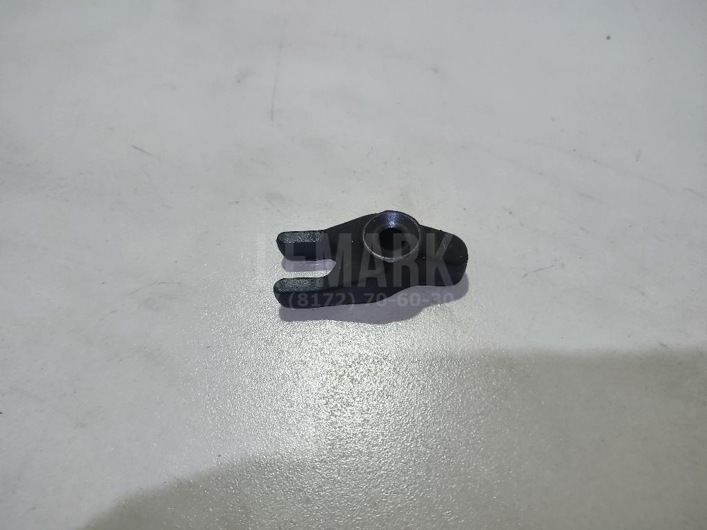 Кронштейн форсунки 338142F600 Hyundai-Kia