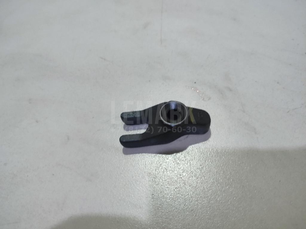 Кронштейн форсунки 338142F600 Hyundai-Kia