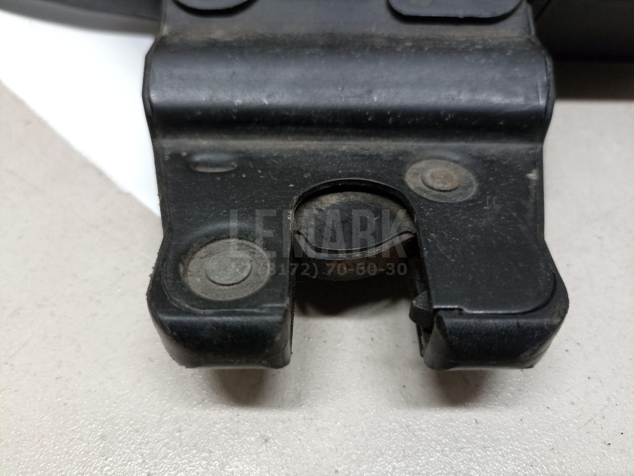 Замок багажника для  BMW 1-serie E82/E88 2007-2013