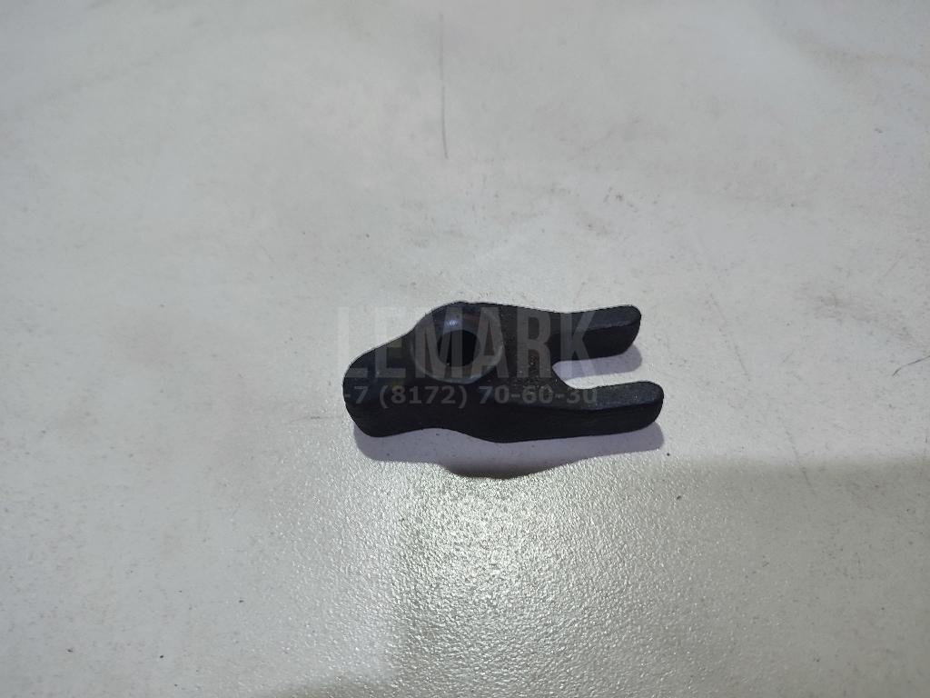 Кронштейн форсунки 338142F600 Hyundai-Kia