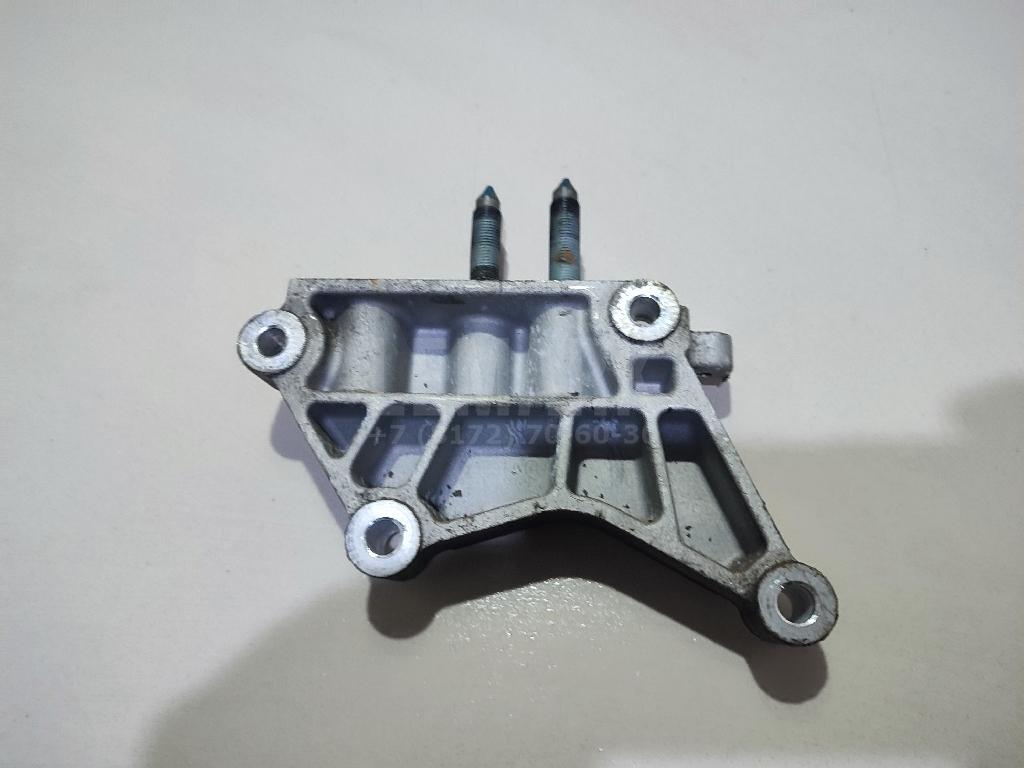 Кронштейн двигателя правый 216702F010 Hyundai-Kia