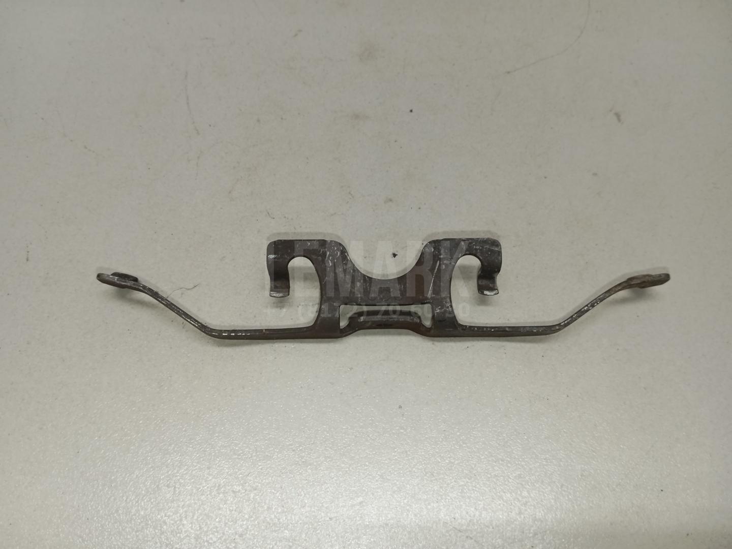 Пружина переднего суппорта 5160320 Ford
