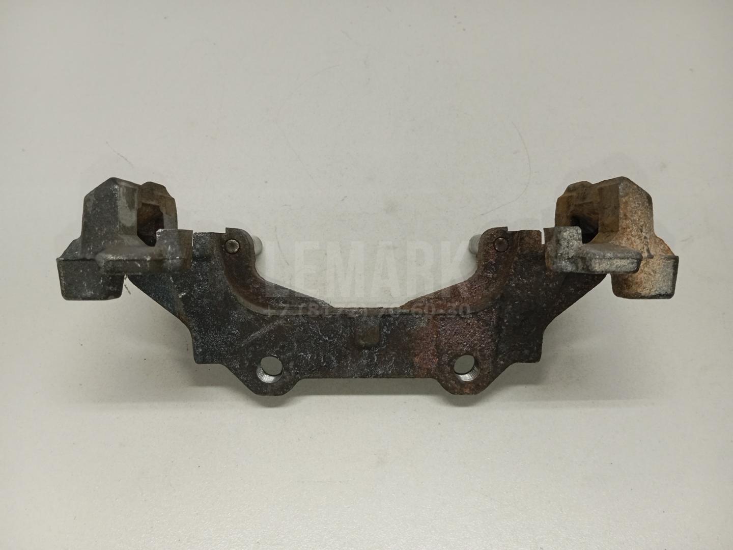 Скоба суппорта переднего 1775087 Ford