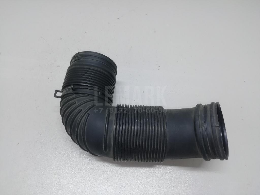 Патрубок воздушного фильтра 5N0129684D VAG