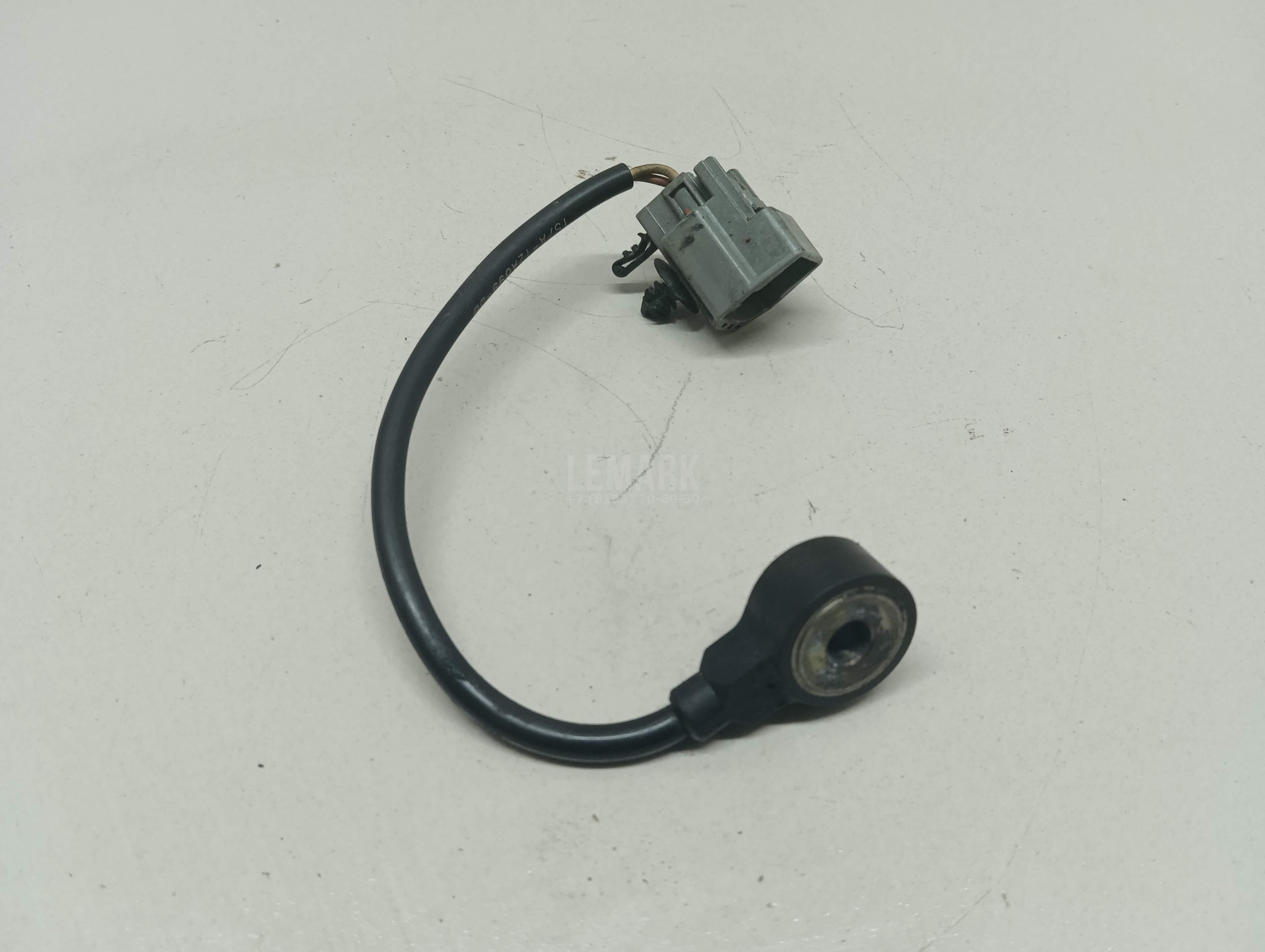 Датчик детонации LR025005 Land Rover