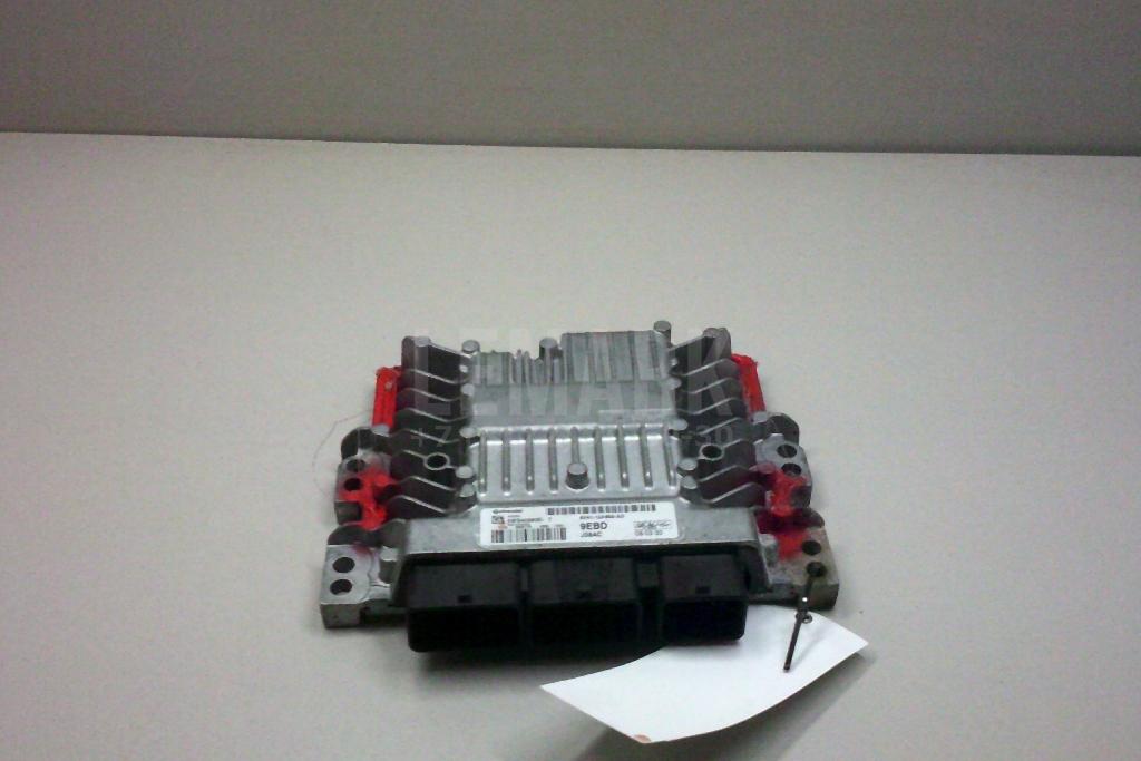 Блок управления двигателем 1570697 Ford