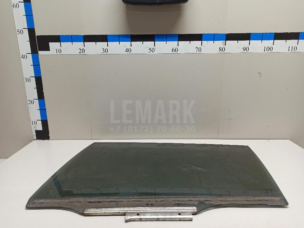 Стекло двери задней левой 681040R030 Toyota