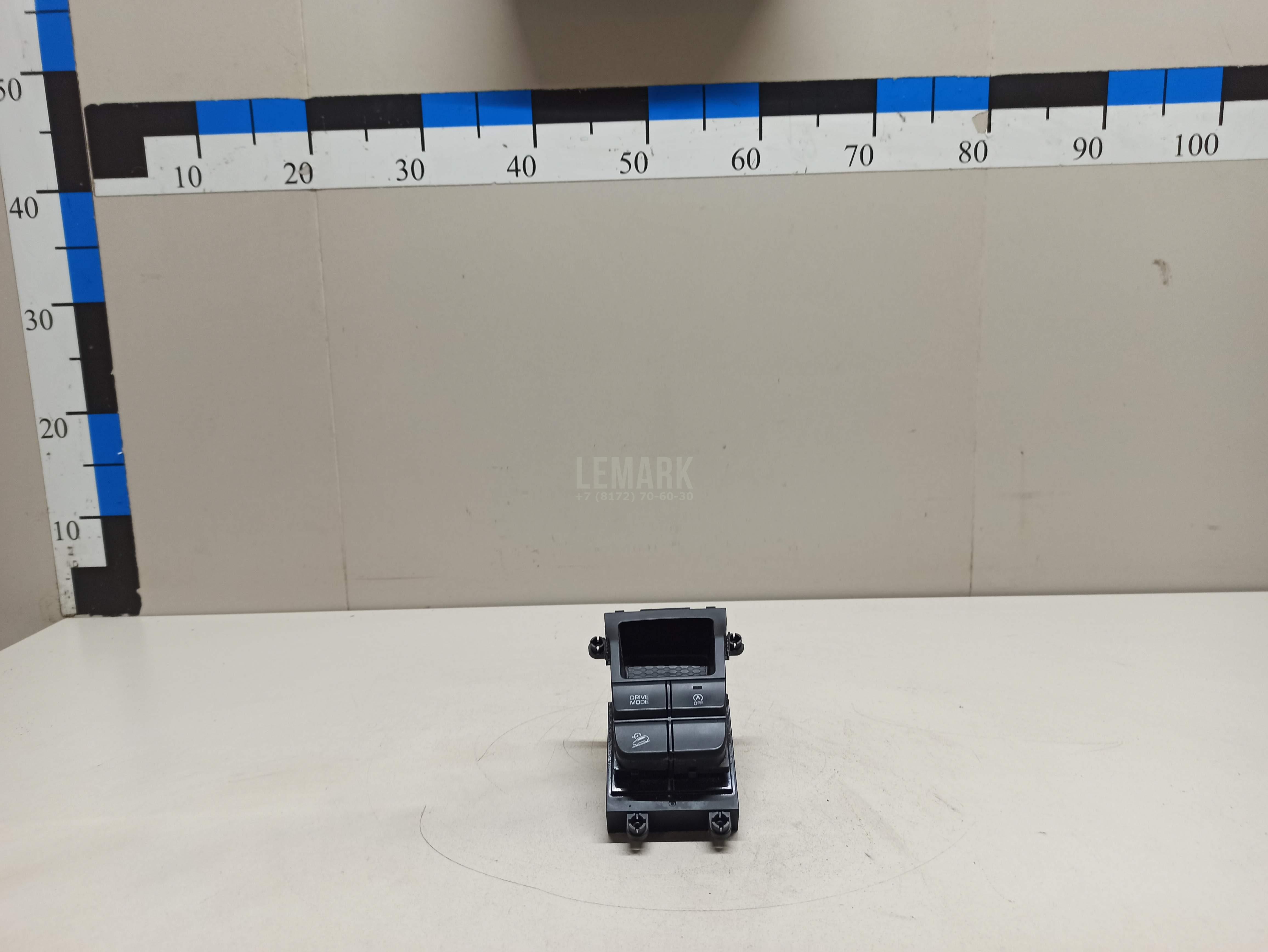 Блок кнопок 93300D31104X Hyundai-Kia