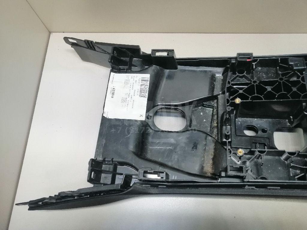 Консоль для  Cadillac BLS 2006-2010