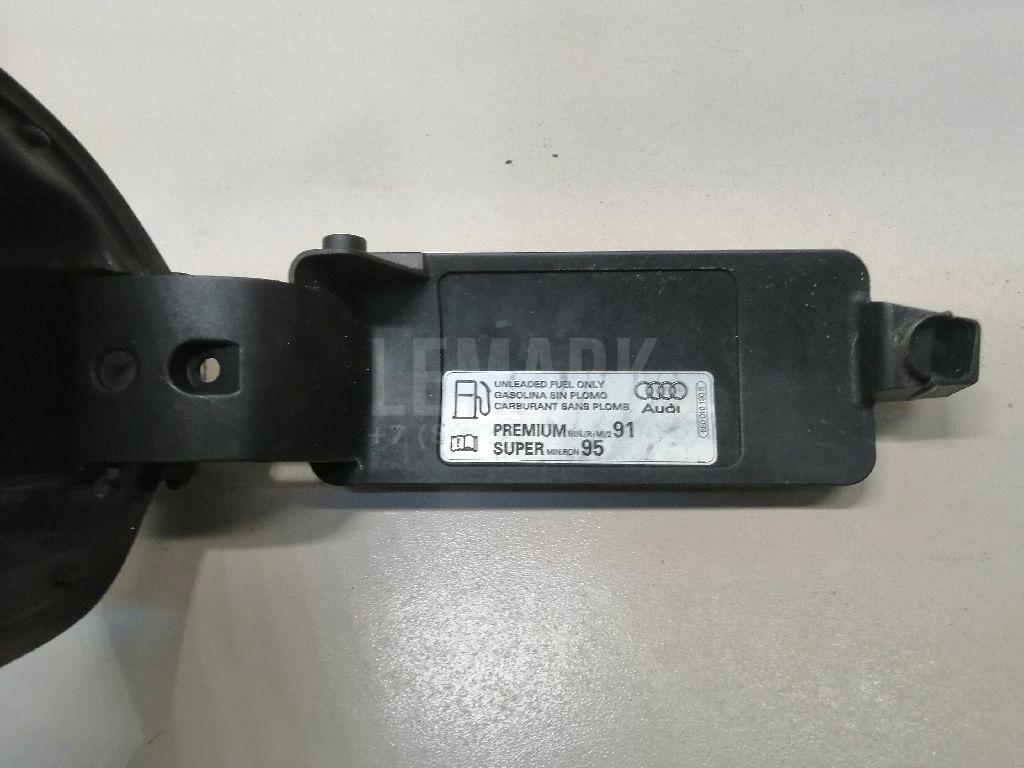 Ниша лючка бензобака для  BMW 5-serie E39 1995-2003