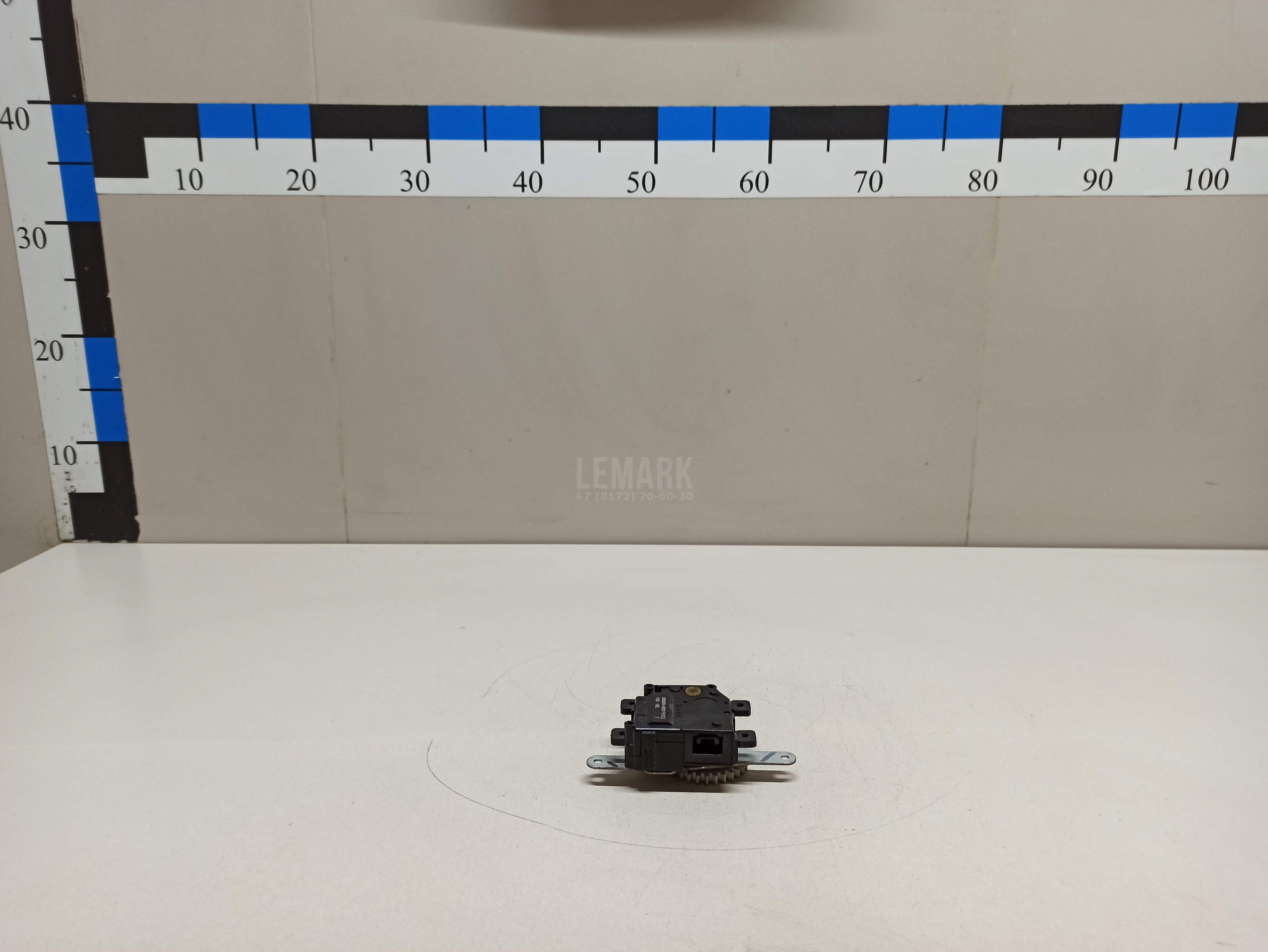 Моторчик заслонки отопителя 871060R050 Toyota
