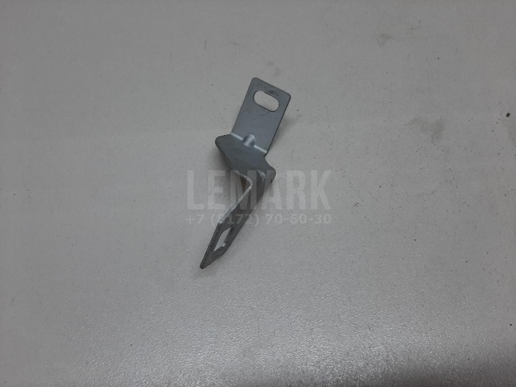 Кронштейн переднего бампера левый для  BMW X3 E83 2004-2010