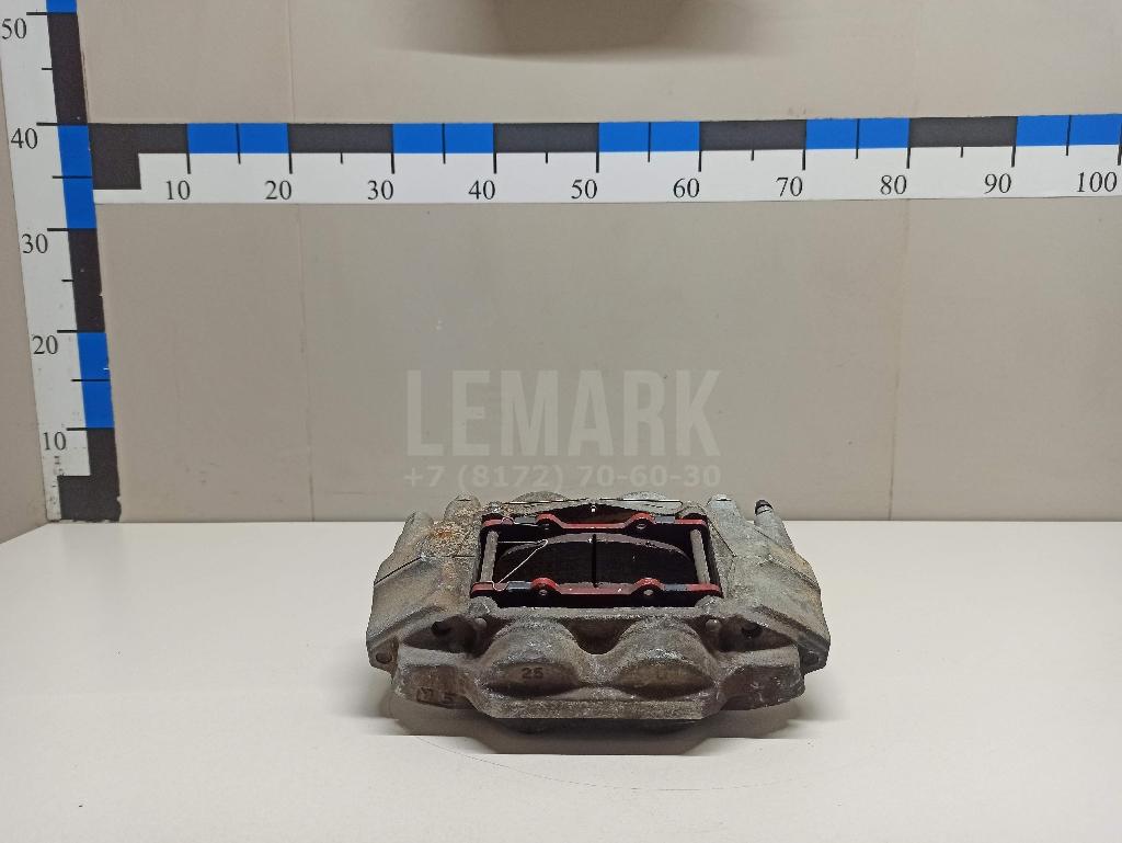 Суппорт тормозной передний правый 4773060350 Toyota