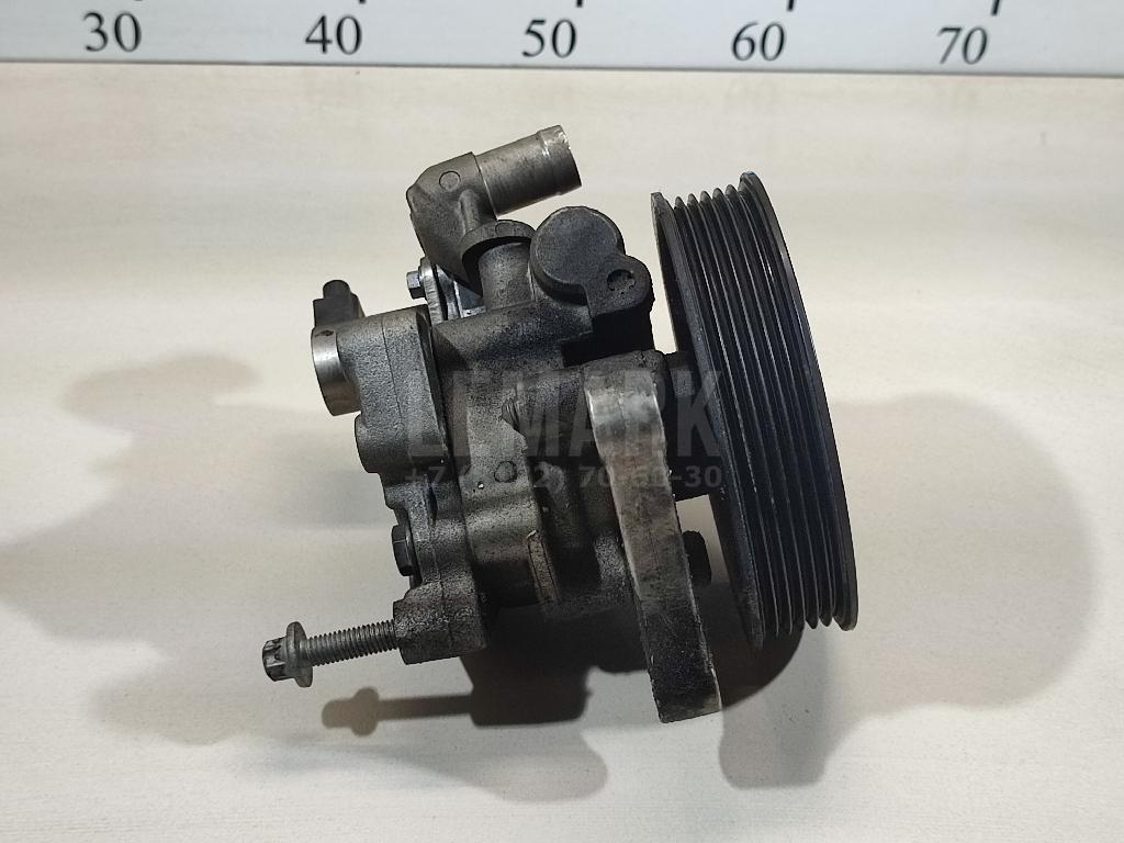 Насос гидроусилителя 0064666801 Mercedes Benz