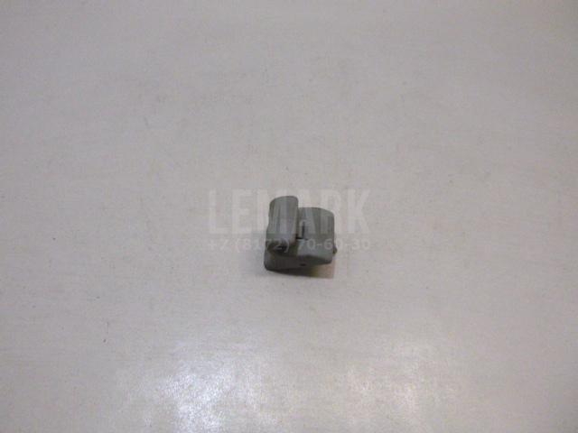 Крючок солнцезащитного козырька 852353K000J4 Hyundai-Kia
