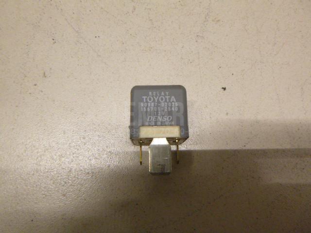 Реле 9098702025 Toyota