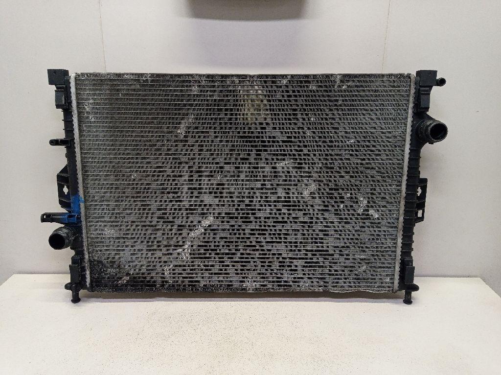 Радиатор основной LR000583 Land Rover