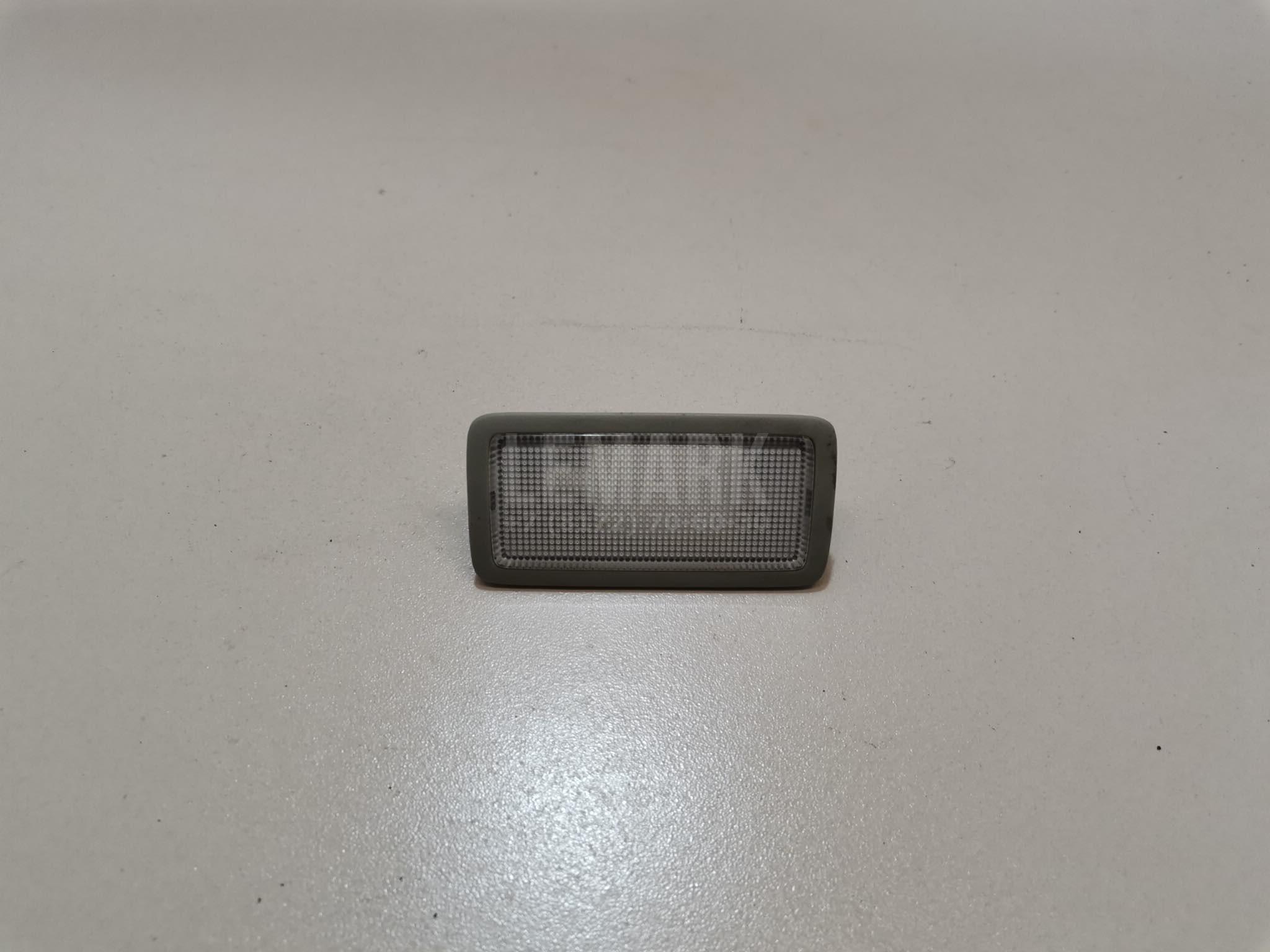 Плафон салонный 8134030100B0 Toyota