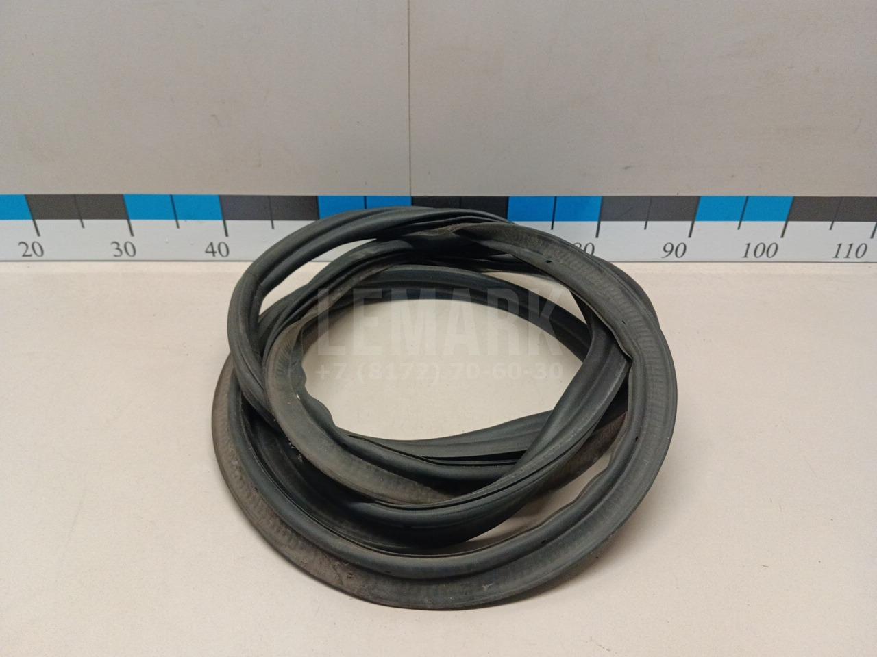 Уплотнитель багажника 5NA827705A9B9 VAG