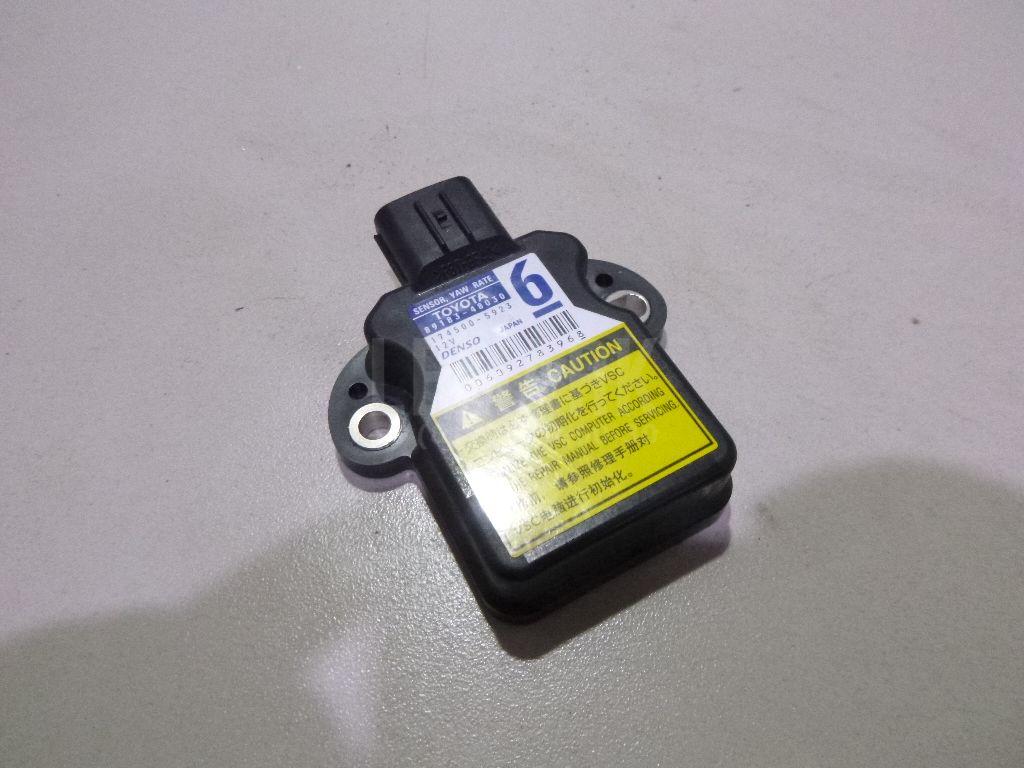 Датчик ускорения 8918348030 Toyota