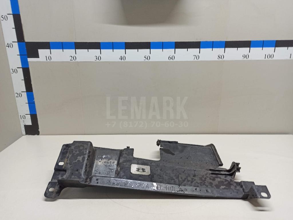 Воздуховод радиатора правый 62822BR20A Nissan