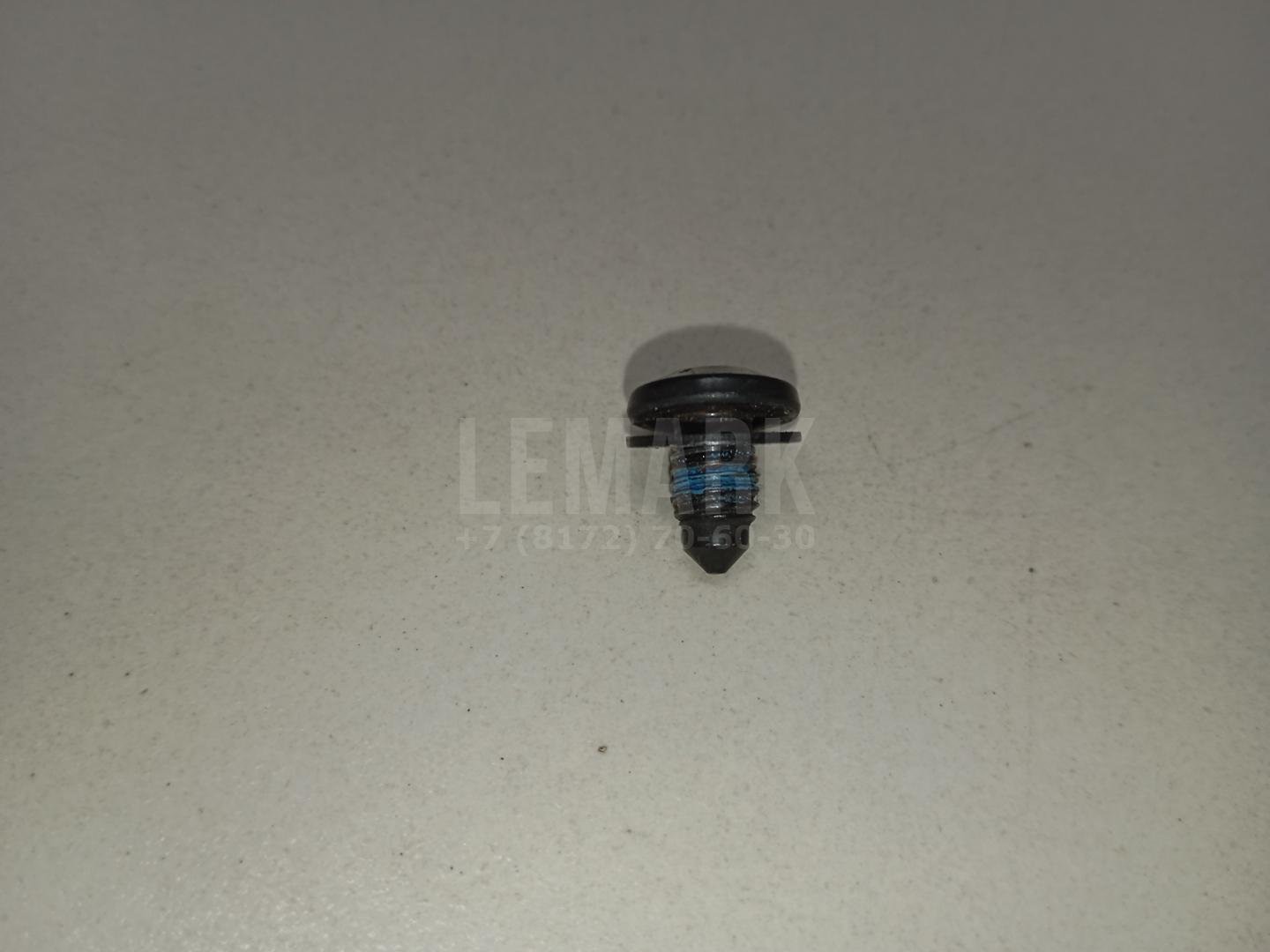 Болт N90800503 VAG