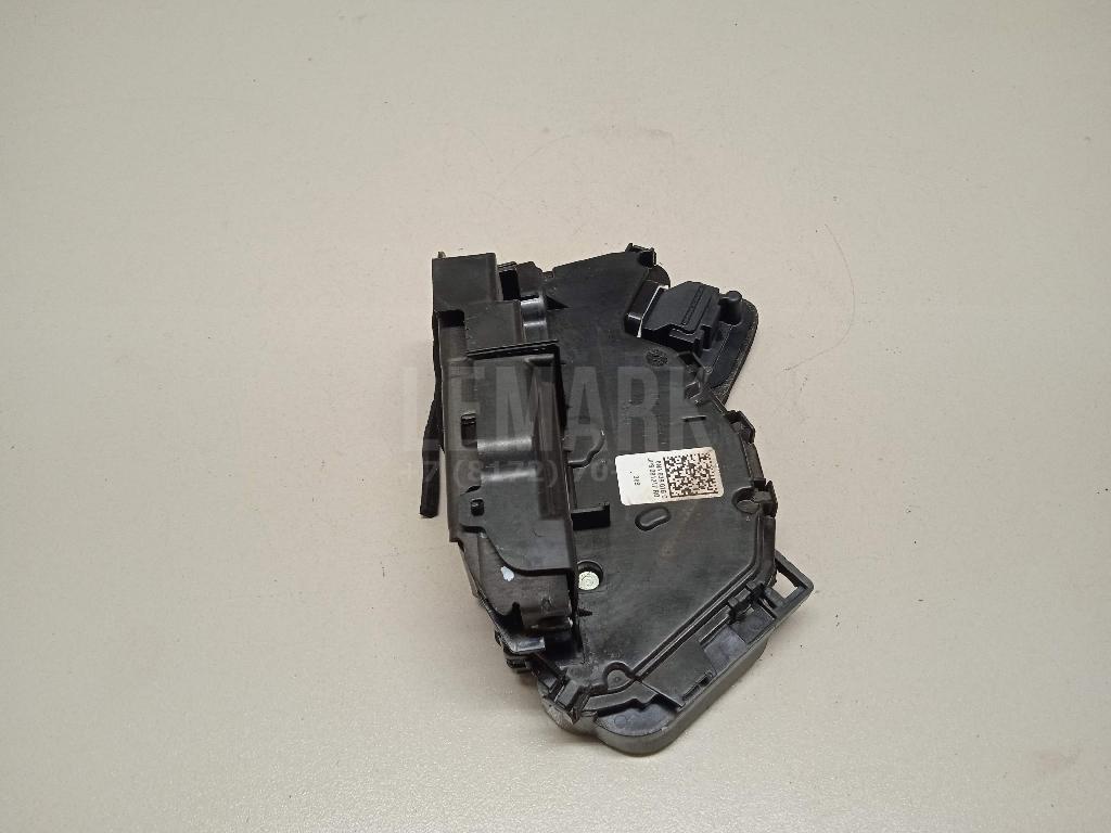 Замок двери задней правой 5TA839016Q VAG