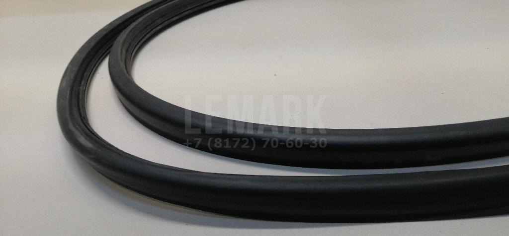 Уплотнитель (наружный) для  BMW 2-serie F45/F46 Tourer 2015-2022