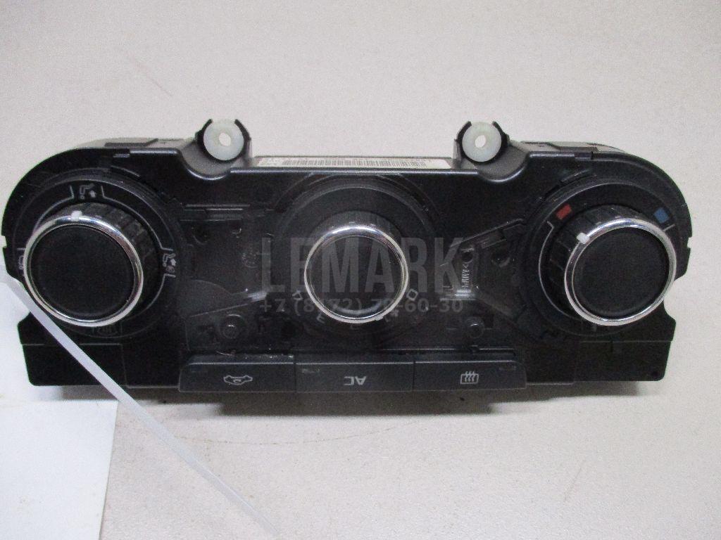 Блок управления климатической установкой 3T0820047AFWHS VAG