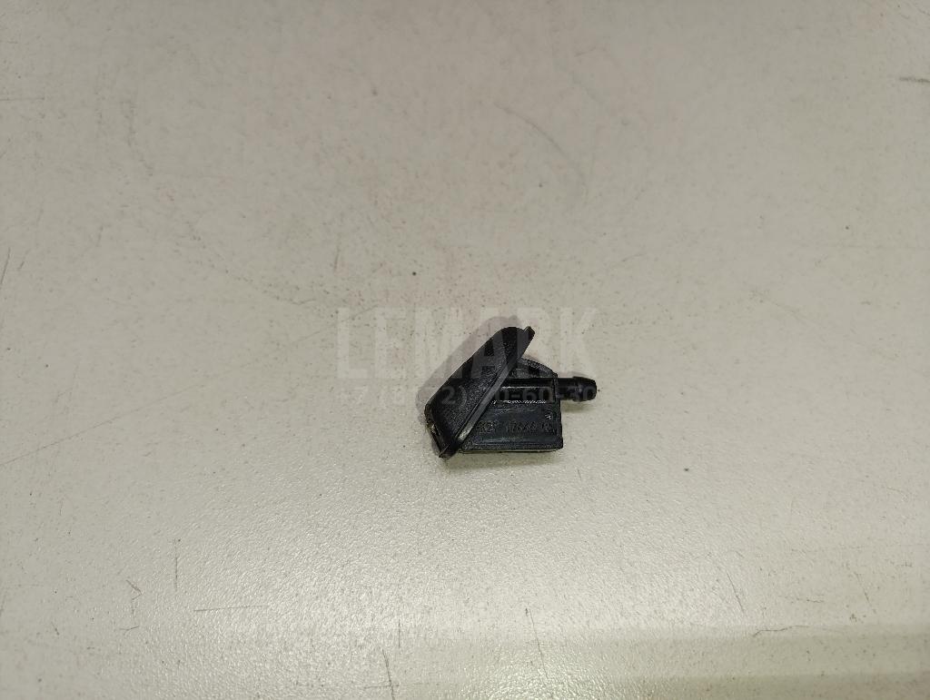 Форсунка омывателя лобового стекла 1708796 Ford