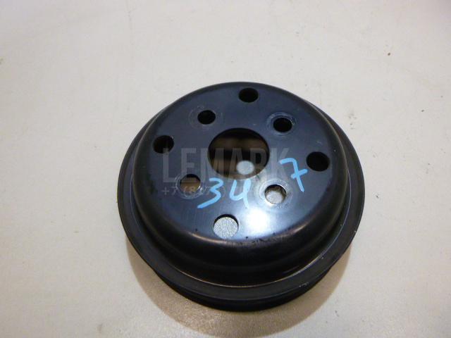 Шкив водяного насоса (помпы) 1617331010 Toyota