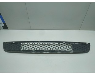 Решетка в бампер центральная для BMW X3 F25 2010-2017 с разбора состояние отличное