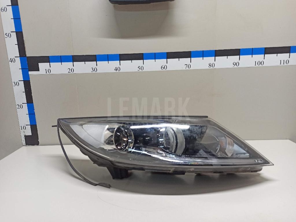 Фара правая 921023W001 Hyundai-Kia