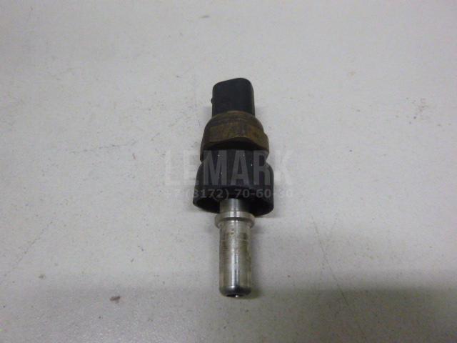 Датчик давления топлива LR015356 Land Rover