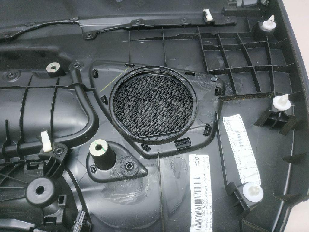 Обшивка двери передней левой для  Cadillac CTS 2002-2008