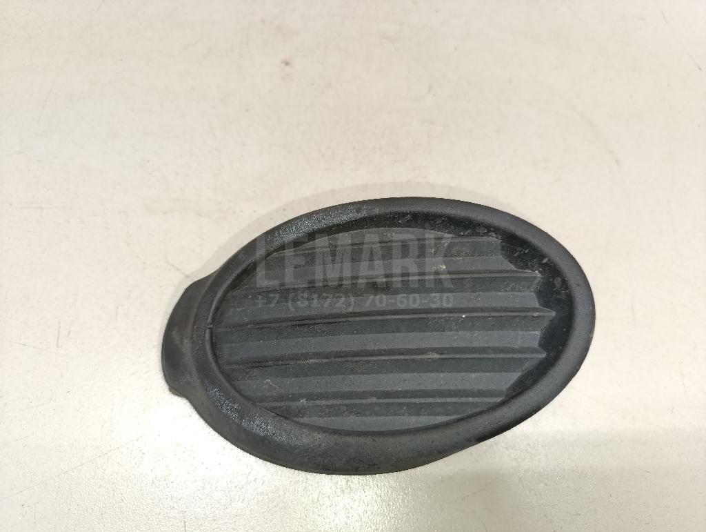 Заглушка бампера правая 1694677 Ford