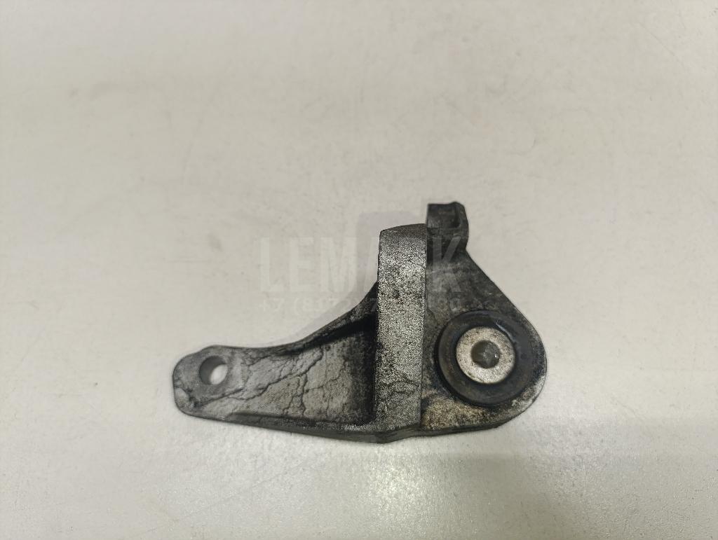 Кронштейн КПП 1870405 Ford