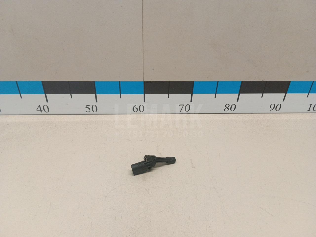 Датчик ABS задний правый 1K0927808 VAG