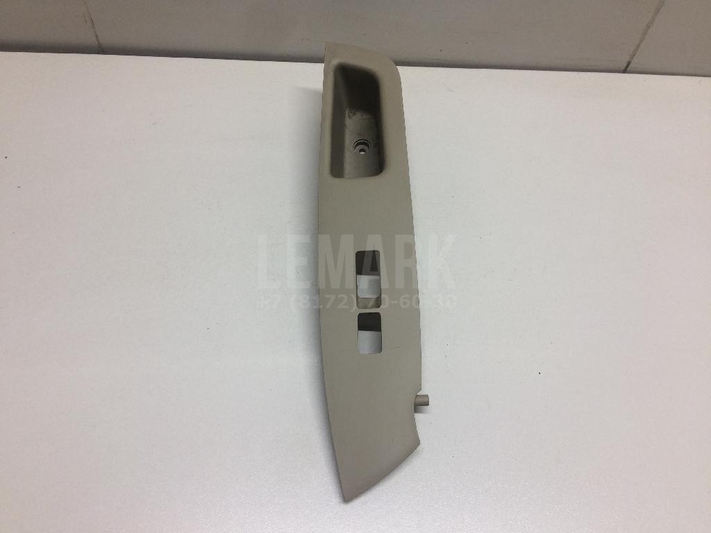 Накладка (кузов внутри) 935772P000J7 Hyundai-Kia