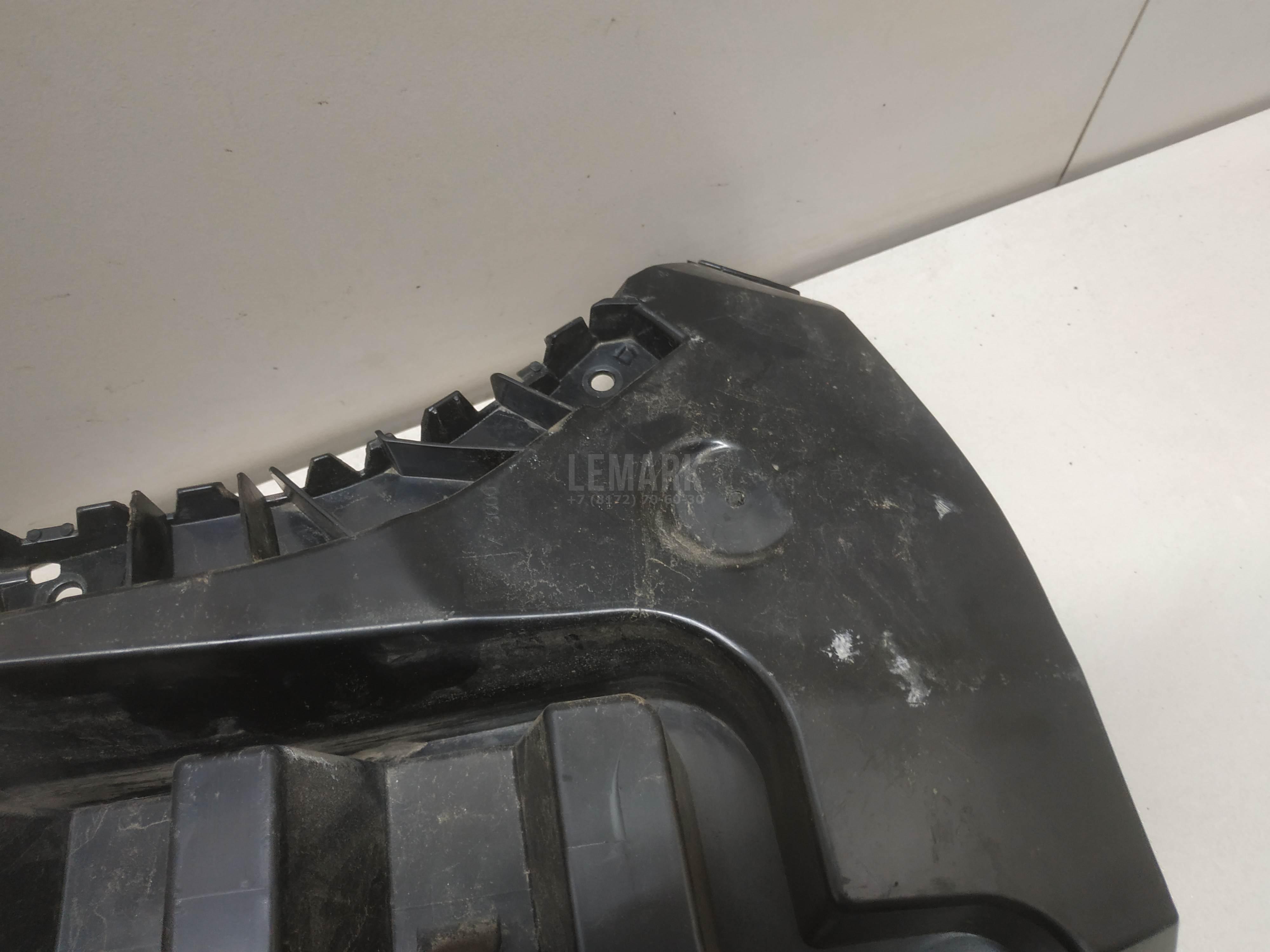 Направляющая заднего бампера левая для  BMW 4-serie F32/F33/F82 2012-2020