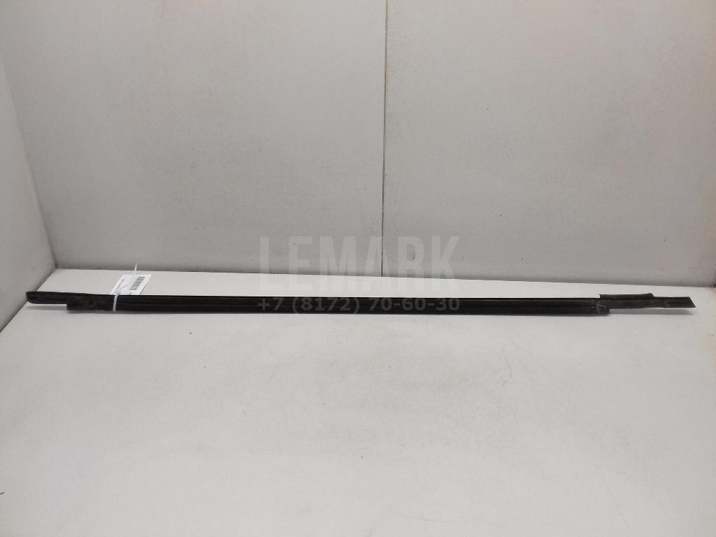 Накладка стекла переднего левого для  BMW 6-serie E64 2004-2009