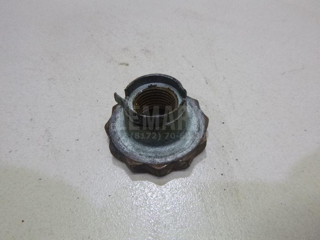 Гайка передней ступицы 6Q0407396B VAG